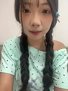 Snapshot of YY-1-1-1 chatting on 07-22-26, 06:59 YY-1-1-1 online show from 07-22-26, 06:59