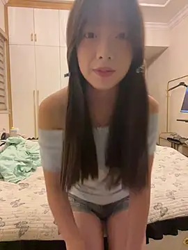 Snapshot of YY-1-1-1 chatting on 08-02-26, 02:37 YY-1-1-1 online show from 08-02-26, 02:37