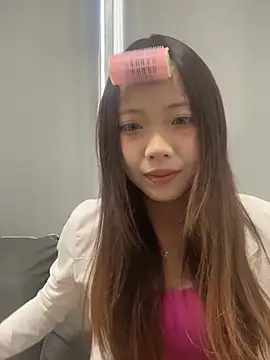 Snapshot of YY-1-1-1 chatting on 07-21-26, 06:48 YY-1-1-1 online show from 07-21-26, 06:48