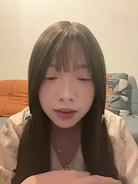 Snapshot of YY-1-1-1 chatting on 08-05-26, 02:11 YY-1-1-1 online show from 08-05-26, 02:11