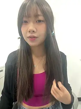 Snapshot of YY-1-1-1 chatting on 08-04-26, 07:13 YY-1-1-1 online show from 08-04-26, 07:13