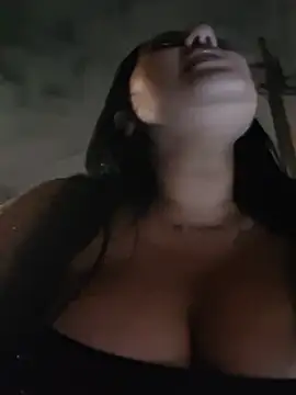 Snapshot of Valentina_Tilly chatting on 08-03-26, 02:19 Valentina Tilly online show from 08-03-26, 02:19