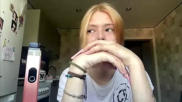 Snapshot of Jeneienal_1 chatting on 06-26-26, 02:12 Jeneienal 1 online show from 06-26-26, 02:12