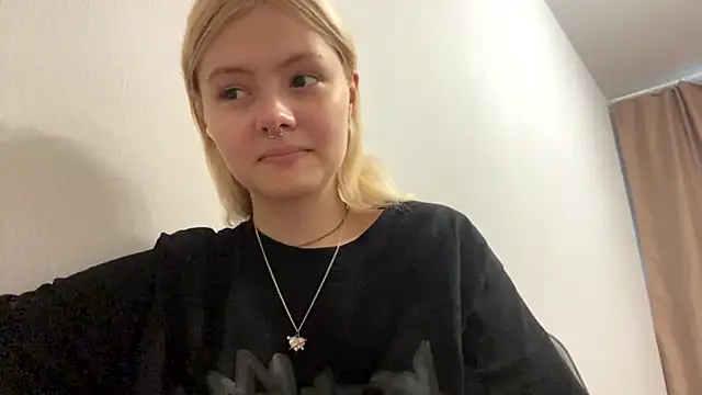 Snapshot of Jeneienal_1 chatting on 07-25-26, 02:56 Jeneienal 1 online show from 07-25-26, 02:56
