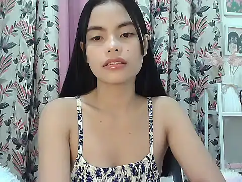 Snapshot of urprettyjane4u chatting on 07-25-26, 11:22 urprettyjane4u online show from 07-25-26, 11:22