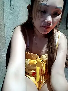 Snapshot of Emma-18h chatting on 08-04-26, 11:59 Emma-18h online show from 08-04-26, 11:59