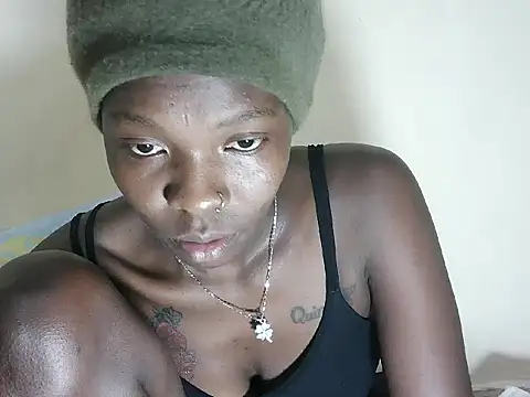 Snapshot of pretty_sandie chatting on 07-11-26, 12:27 pretty sandie online show from 07-11-26, 12:27