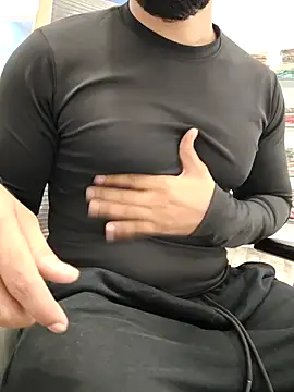 Snapshot of 8inch_hunk19 chatting on 06-28-26, 01:28 8inch hunk19 online show from 06-28-26, 01:28