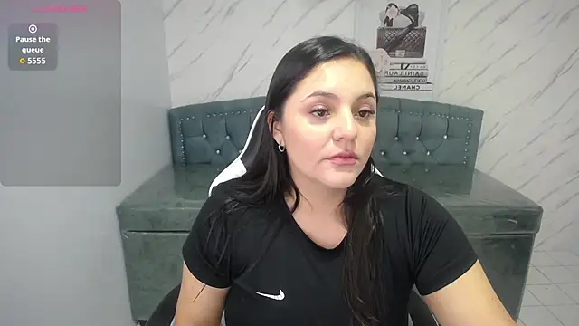 Snapshot of anthonella_stone_t chatting on 08-08-26, 12:45 anthonella stone t online show from 08-08-26, 12:45
