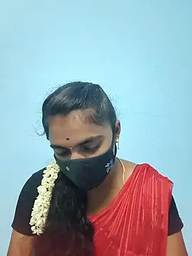 Snapshot of Megavarthinii chatting on 06-26-26, 02:12 Megavarthinii online show from 06-26-26, 02:12