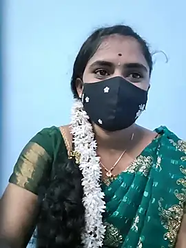 Snapshot of Megavarthinii chatting on 08-06-26, 03:51 Megavarthinii online show from 08-06-26, 03:51