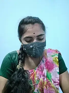 Snapshot of Megavarthinii chatting on 07-25-26, 02:56 Megavarthinii online show from 07-25-26, 02:56