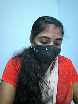 Snapshot of Megavarthinii chatting on 07-20-26, 03:47 Megavarthinii online show from 07-20-26, 03:47