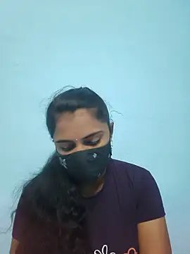 Snapshot of Megavarthinii chatting on 07-01-26, 02:01 Megavarthinii online show from 07-01-26, 02:01