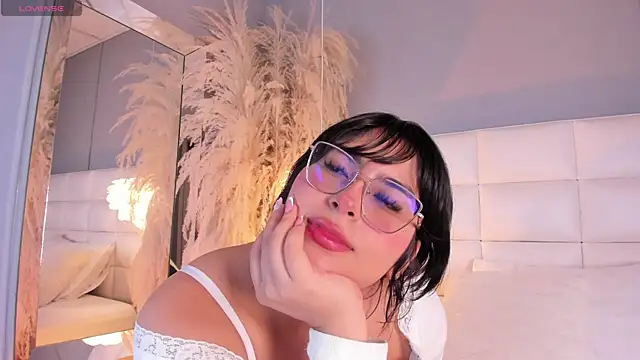 Snapshot of CassieCanddy chatting on 07-29-26, 04:33 CassieCanddy online show from 07-29-26, 04:33