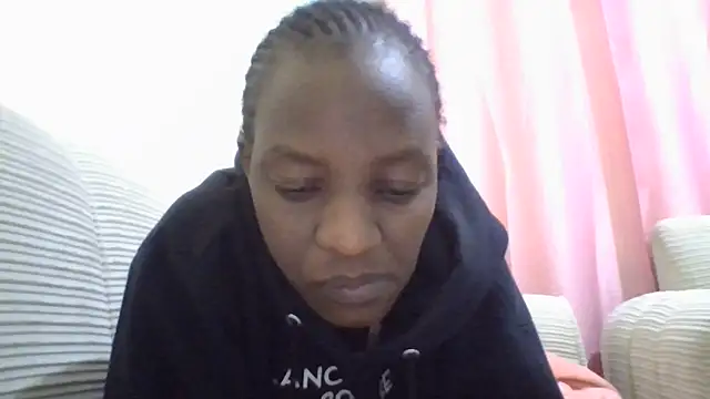 Snapshot of Savannah_Leex chatting on 07-10-26, 05:02 Savannah Leex online show from 07-10-26, 05:02