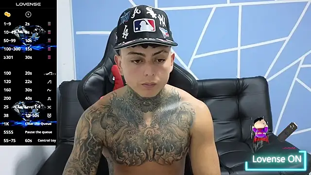 Snapshot of KevinSanchez420 chatting on 07-31-26, 11:35 KevinSanchez420 online show from 07-31-26, 11:35