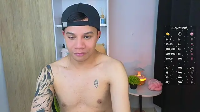 Im Marco  online show from 06-25-26, 05:34