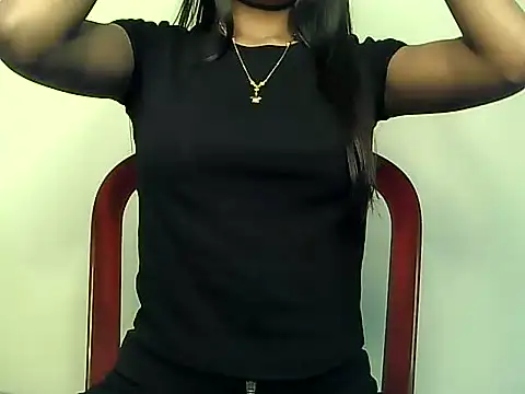 Snapshot of Siyaralove chatting on 07-19-26, 11:29 Siyaralove online show from 07-19-26, 11:29
