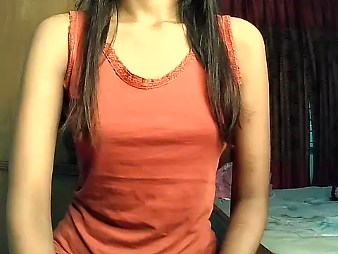 Snapshot of Siyaralove chatting on 07-13-26, 03:17 Siyaralove online show from 07-13-26, 03:17