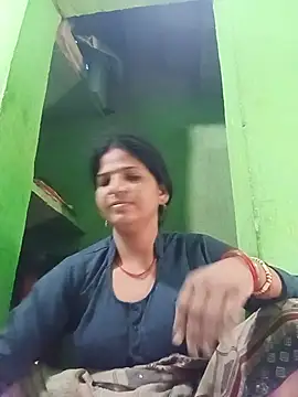 Snapshot of Joohi_Chawla143 chatting on 07-10-26, 02:55 Joohi Chawla143 online show from 07-10-26, 02:55