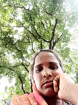 Snapshot of Khusbu_yadavv chatting on 07-23-26, 08:22 Khusbu yadavv online show from 07-23-26, 08:22