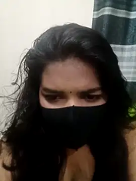jesicaa56 online show from 06-25-26, 03:28