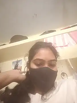 Snapshot of Cute-girlyy chatting on 07-11-26, 04:24 Cute-girlyy online show from 07-11-26, 04:24