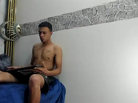 eljuanda02 online show from 06-25-26, 02:31