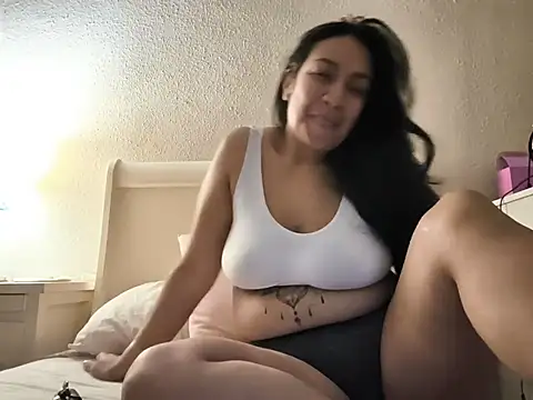 LuciBlake23 online show from 07-19-26, 11:12