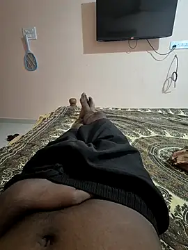 Snapshot of tamilhorny_couple chatting on 07-21-26, 07:15 tamilhorny couple online show from 07-21-26, 07:15