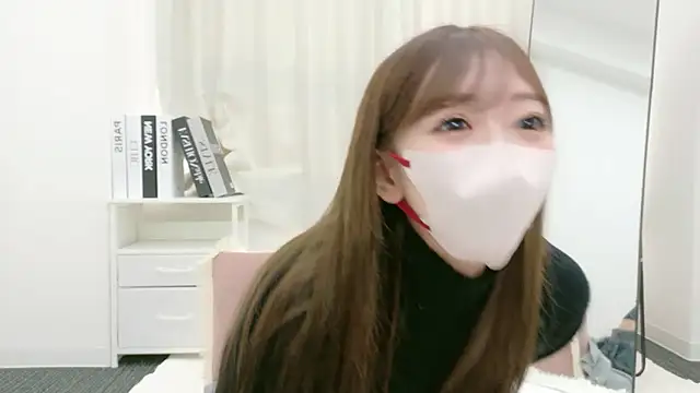 miuchan v online show from 07-08-26, 07:20