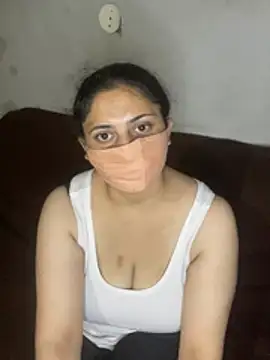 Snapshot of hot_jassica chatting on 06-29-26, 05:23 hot jassica online show from 06-29-26, 05:23