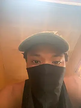 virginboy0231 online show from 06-25-26, 12:43