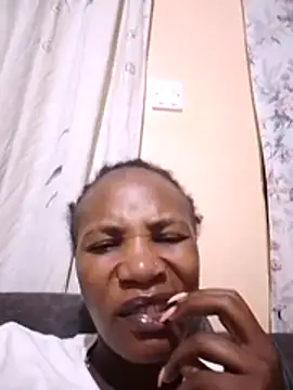 Snapshot of ceciliy chatting on 07-09-26, 09:14 ceciliy online show from 07-09-26, 09:14