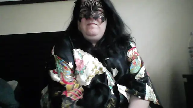 RavenRunee online show from 07-10-26, 02:22