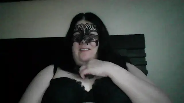 RavenRunee online show from 07-04-26, 03:35