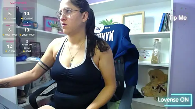 Snapshot of chantal_adams0 chatting on 07-02-26, 03:07 chantal adams0 online show from 07-02-26, 03:07