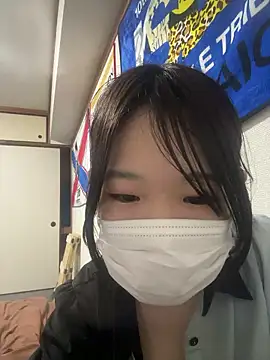 Snapshot of Mashiro0922 chatting on 07-05-26, 04:19 Mashiro0922 online show from 07-05-26, 04:19