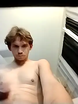 Snapshot of Rain13_Lil-if56 chatting on 12-01-25, 10:54 Rain13 Lil-if56 online show from 12-01-25, 10:54