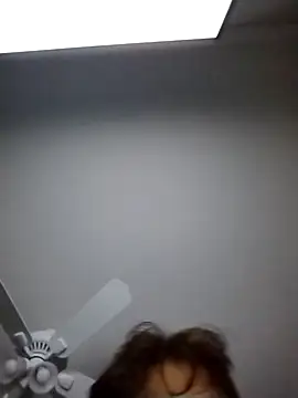 Snapshot of Rain13_Lil-if56 chatting on 11-16-25, 08:08 Rain13 Lil-if56 online show from 11-16-25, 08:08