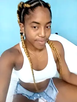 CukiGirl0 online show from 06-30-26, 01:49