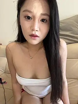 Snapshot of HanHan_888 chatting on 06-30-26, 06:13 HanHan 888 online show from 06-30-26, 06:13