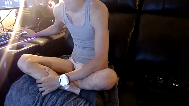 Snapshot of shotgun98 chatting on 06-30-26, 11:27 shotgun98 online show from 06-30-26, 11:27
