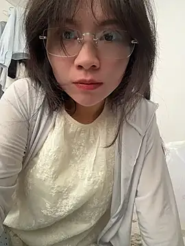 qianqian2026 online show from 06-30-26, 02:11