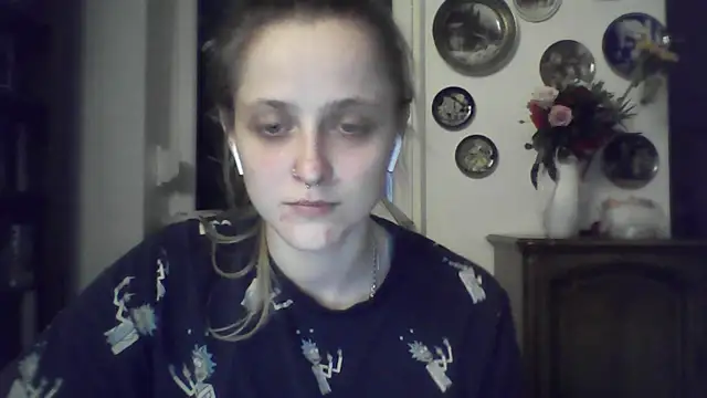 LeaWetGirl online show from 06-29-26, 07:24
