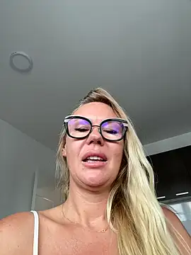 Snapshot of michele_nolimi chatting on 07-13-26, 10:25 michele nolimi online show from 07-13-26, 10:25
