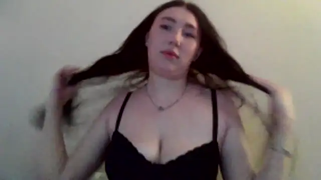 Snapshot of Milana_Lovee chatting on 06-29-26, 07:02 Milana Lovee online show from 06-29-26, 07:02