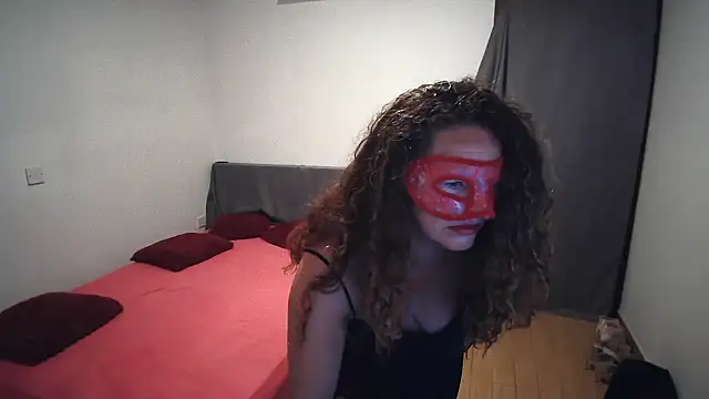 Snapshot of Miss_GloriaDream chatting on 07-21-26, 05:47 Miss GloriaDream online show from 07-21-26, 05:47