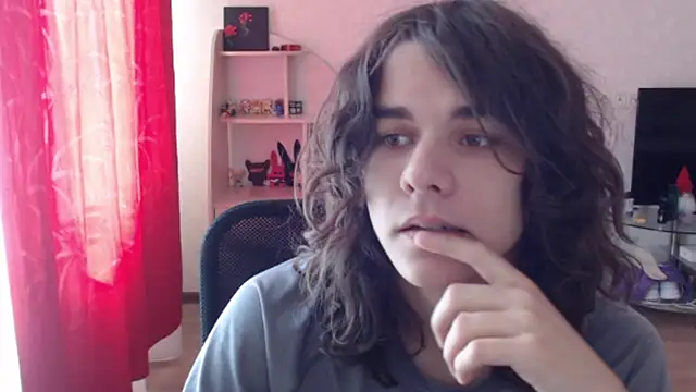 Snapshot of tiiiiiiiiim chatting on 07-04-26, 01:26 tiiiiiiiiim online show from 07-04-26, 01:26